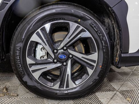 Used 2025 Subaru Crosstrek 2.0i Premium image 44