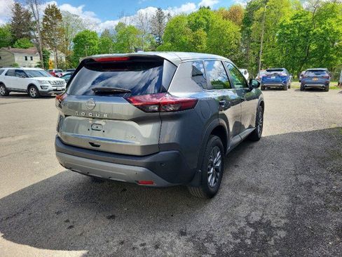 Used 2023 Nissan Rogue S AWD/4WD image 6