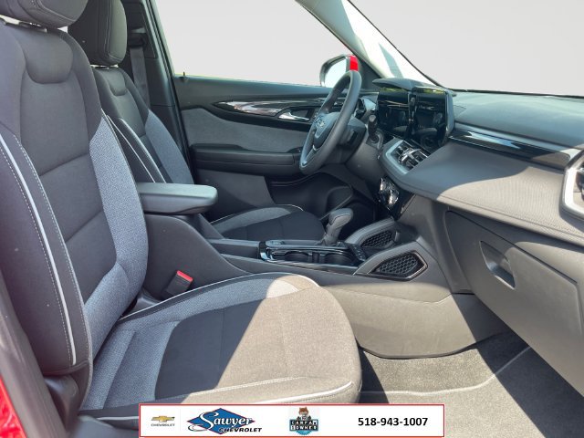 Used 2026 Chevrolet TrailBlazer LT AWD/4WD image 16