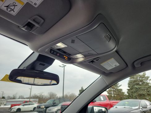 Used 2024 Chevrolet Equinox LT w/ LPO, Floor Liner Package image 30