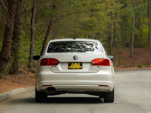 Used 2014 Volkswagen Jetta SEL image 36