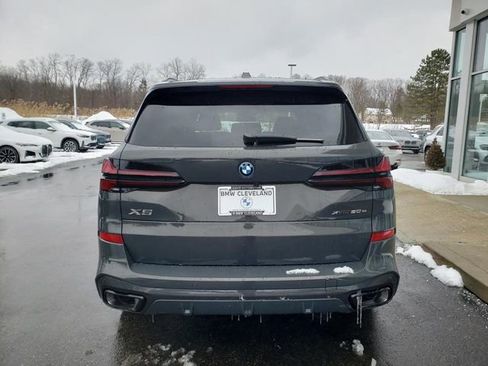 New 2026 BMW X5 xDrive50e w/ M Sport Package image 6