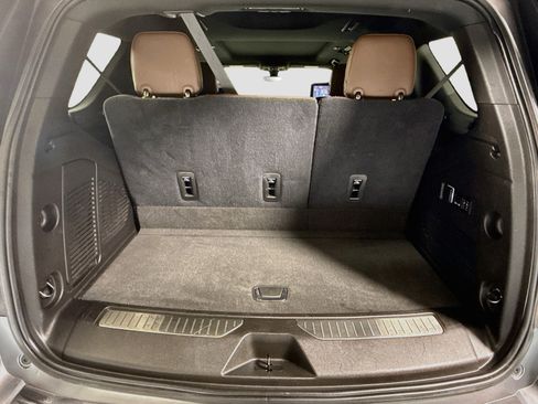 Used 2021 Chevrolet Tahoe High Country w/ Premium Package RWD image 35