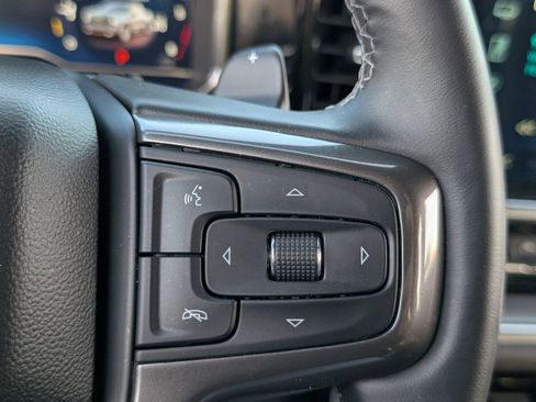 Used 2024 Chevrolet Silverado 1500 High Country w/ Z71 Off-Road Package AWD/4WD image 23