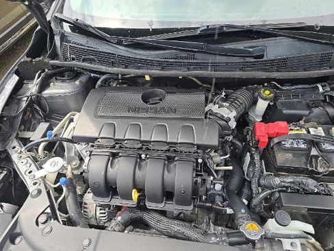 Used 2019 Nissan Sentra SR FWD image 7