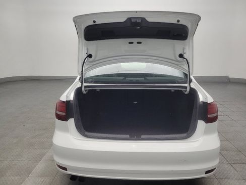 Used 2018 Volkswagen Jetta SE FWD image 29