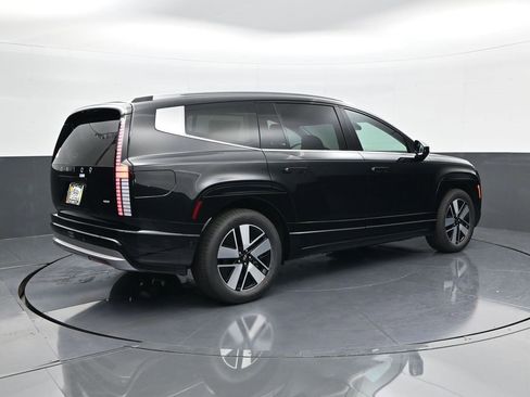 New 2026 Hyundai Ioniq 9 SEL image 5