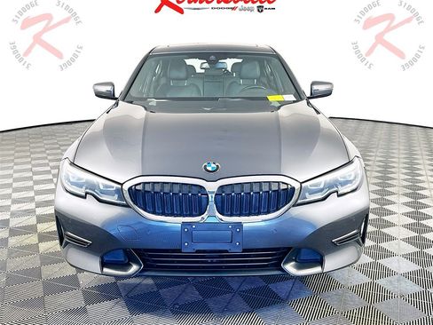 Used 2021 BMW 330i xDrive 330i xDrive image 2