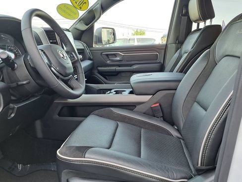 Used 2026 RAM 1500 Laramie AWD/4WD image 11