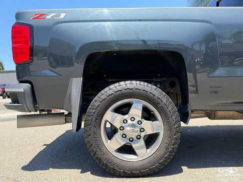 Used 2019 Chevrolet Silverado 2500 LTZ w/ Duramax Plus Package AWD/4WD image 13