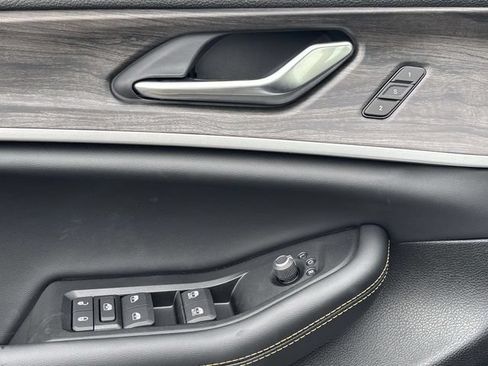 New 2026 Jeep Grand Cherokee Limited AWD/4WD image 19