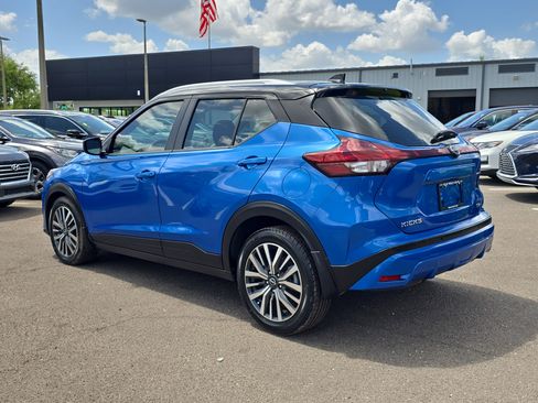 Used 2022 Nissan Kicks SV image 6