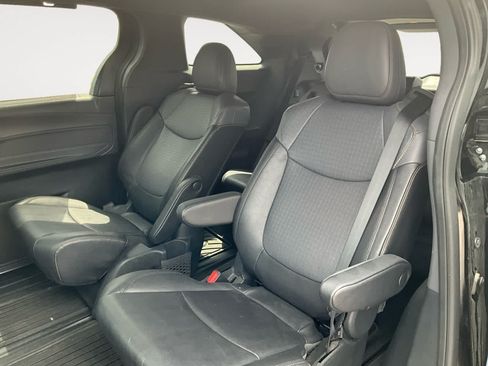 Used 2024 Toyota Sienna XLE Woodland Edition AWD/4WD image 13