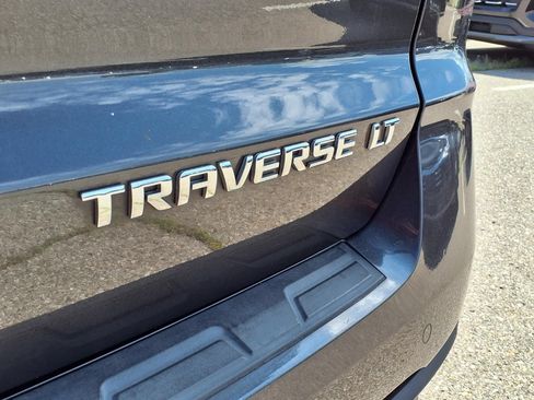 Used 2014 Chevrolet Traverse LT w/ All-Star Edition FWD image 9