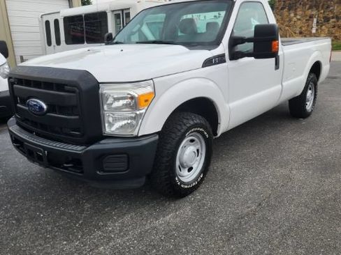 Used 2016 Ford F250 XL w/ Power Equipment Group RWD image 7
