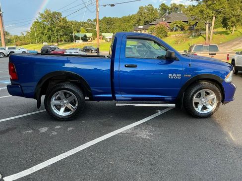 Used 2016 RAM 1500 Express w/ Popular Equipment Group AWD/4WD image 5