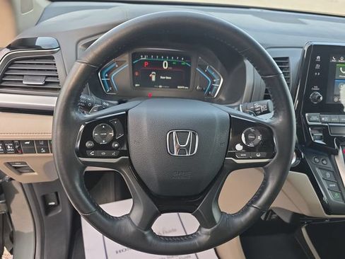 Used 2020 Honda Odyssey Elite image 21