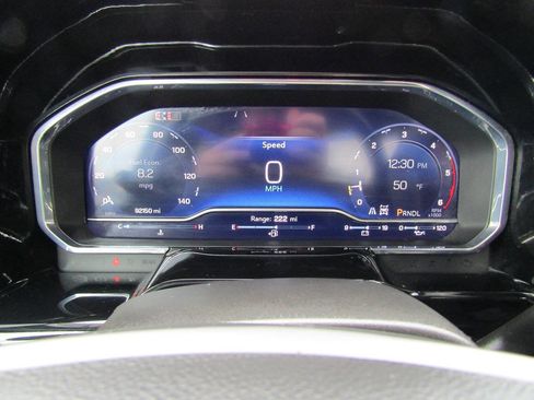 Used 2024 Chevrolet Silverado 2500 LT w/ Convenience Package image 16