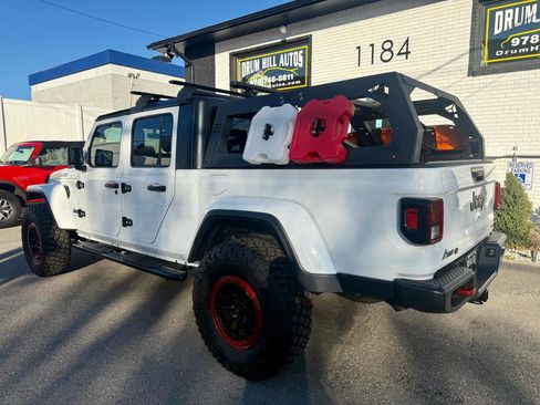 Used 2021 Jeep Gladiator Sport AWD/4WD image 4
