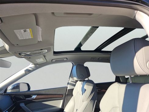 Certified 2024 Audi Q5 2.0T Premium Plus image 16