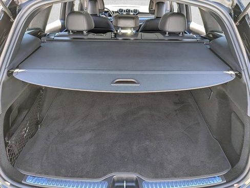 Used 2026 Mercedes-Benz GLC 300 image 6