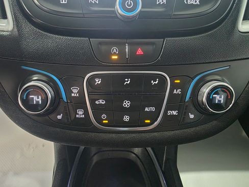 Used 2024 Chevrolet Malibu LT FWD image 21