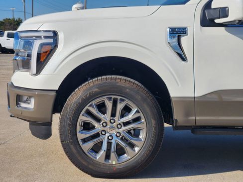 New 2025 Ford F150 King Ranch w/ FX4 Off-Road Package image 9