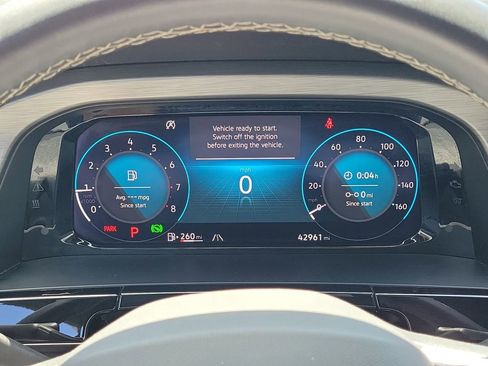 Used 2024 Volkswagen Atlas Cross Sport SE image 27