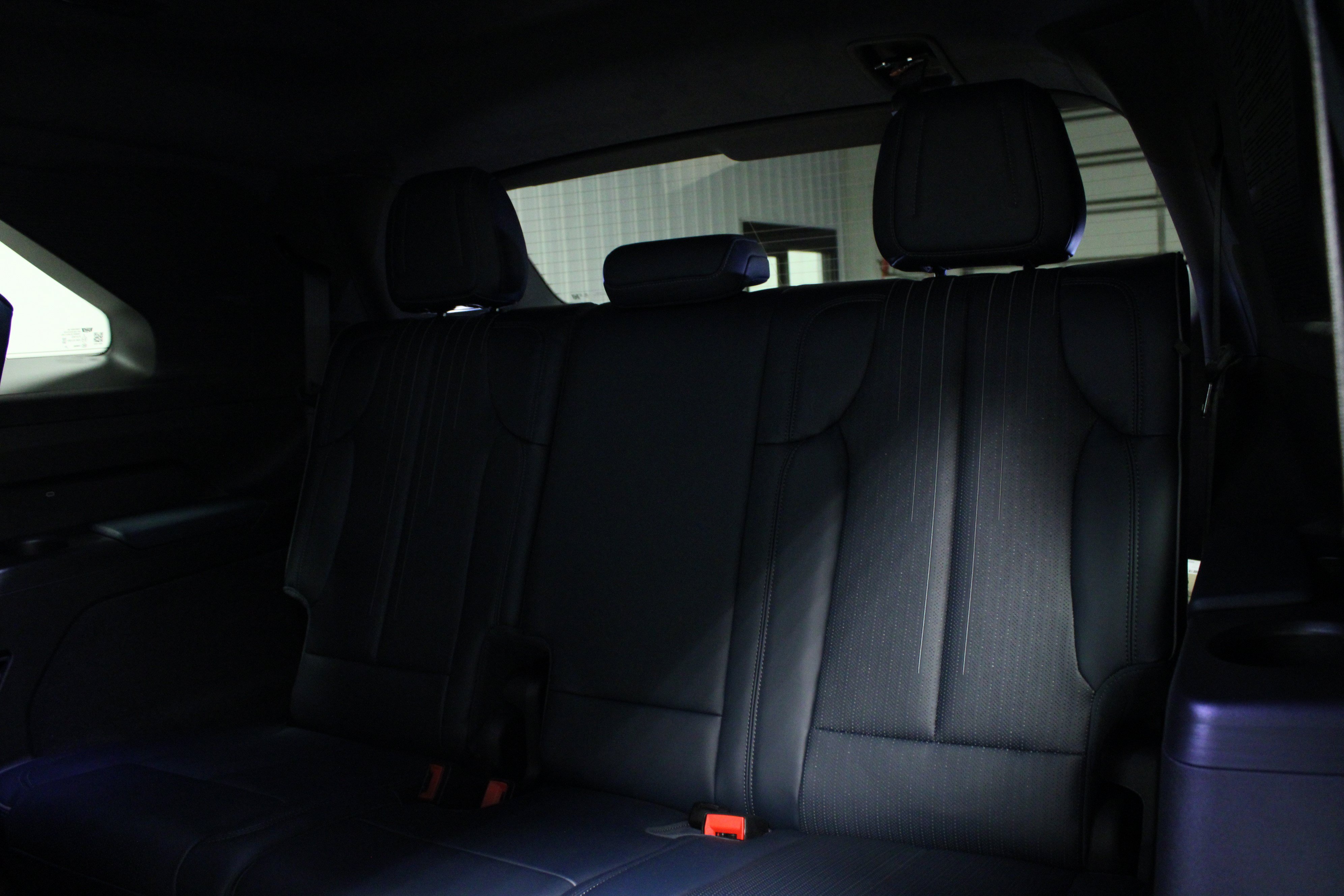 Used 2025 Cadillac Escalade IQ Luxury 2 w/ LPO, Premium Carpet Package AWD/4WD image 14