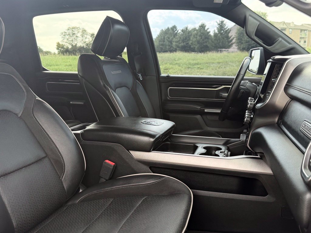 Used 2020 RAM 1500 Laramie AWD/4WD image 11