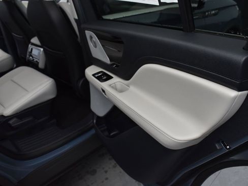 New 2026 Lincoln Aviator Reserve w/ Luxury Package image 15