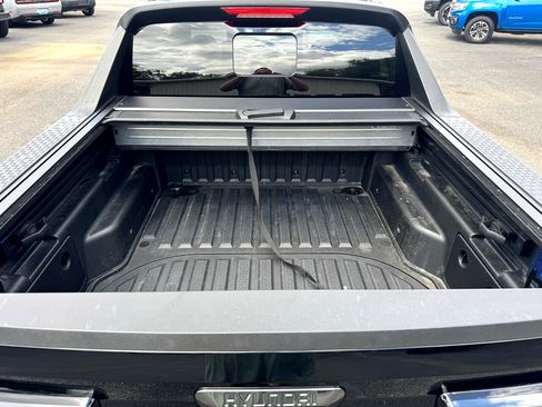 Used 2024 Hyundai Santa Cruz Night image 13