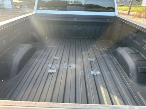 Used 2021 Chevrolet Silverado 2500 LT w/ All Star Edition AWD/4WD image 20
