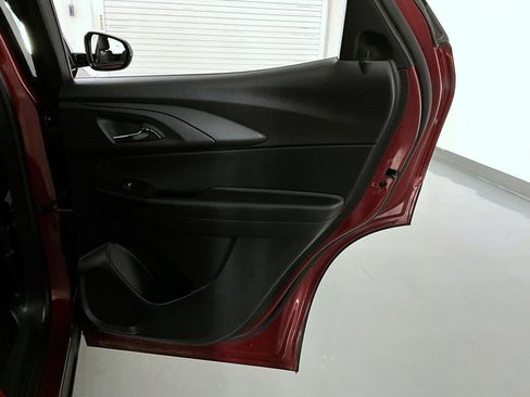 Certified 2022 Chevrolet TrailBlazer RS w/ Sun and Liftgate Package image 17