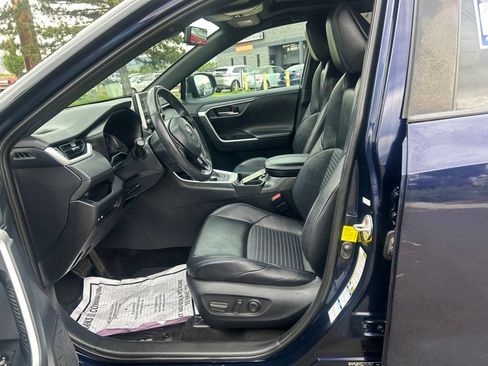 Used 2019 Toyota RAV4 XSE AWD/4WD image 24
