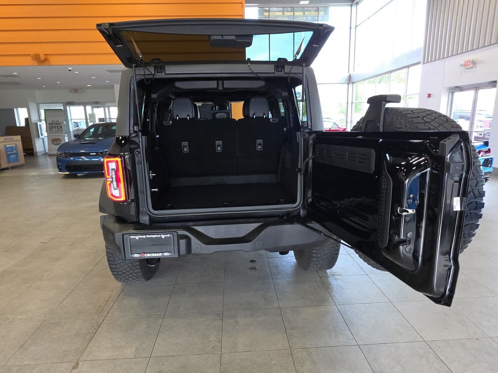 Used 2023 Ford Bronco Wildtrak AWD/4WD image 8