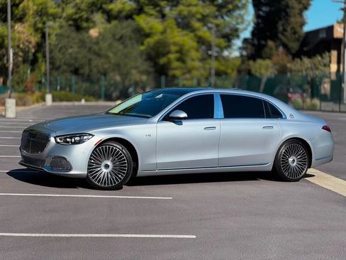 Used 2024 Mercedes-Benz Maybach S 680 4MATIC image 12