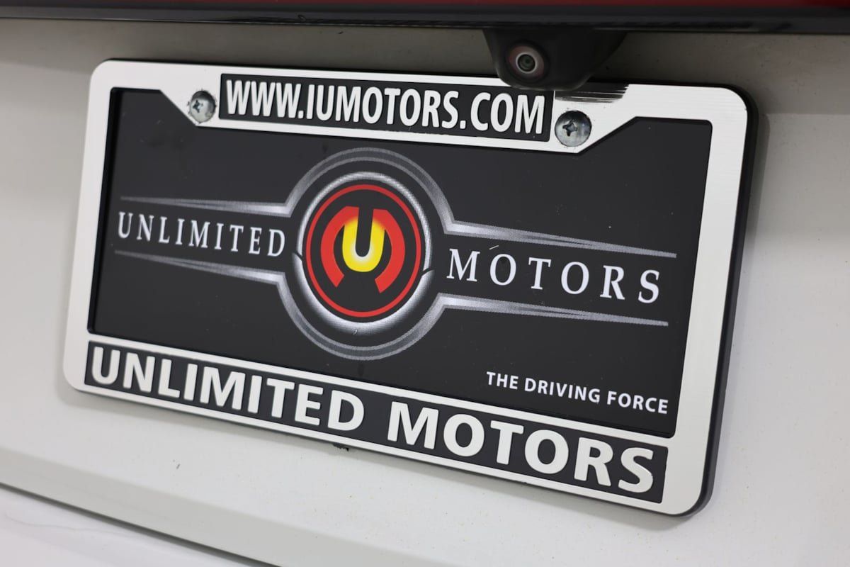 Used 2022 BMW ALPINA B7 xDrive AWD/4WD image 20