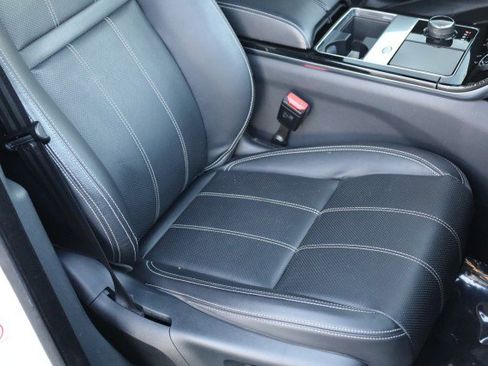 Used 2020 Land Rover Range Rover Velar R-Dynamic S image 45