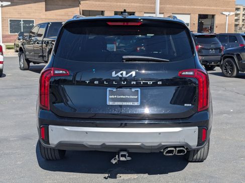 Certified 2024 Kia Telluride S w/ S Sunroof Package AWD/4WD image 4