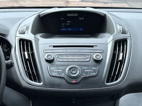 Used 2018 Ford Escape SE image 19