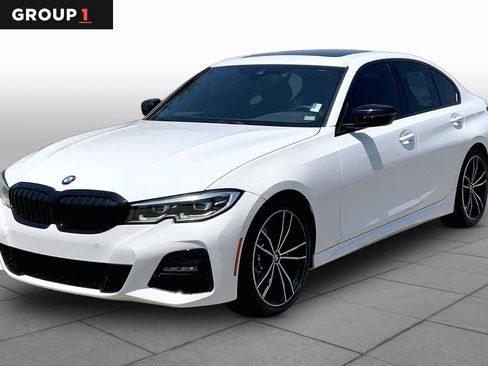 Used 2021 BMW 330i xDrive Sedan w/ M Sport Package AWD/4WD image 1