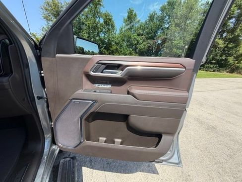 Used 2026 GMC Sierra 1500 Denali w/ Denali Reserve Package AWD/4WD image 36
