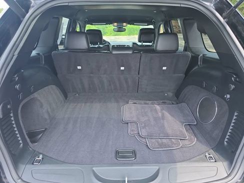 Used 2018 Jeep Grand Cherokee Altitude AWD/4WD image 30