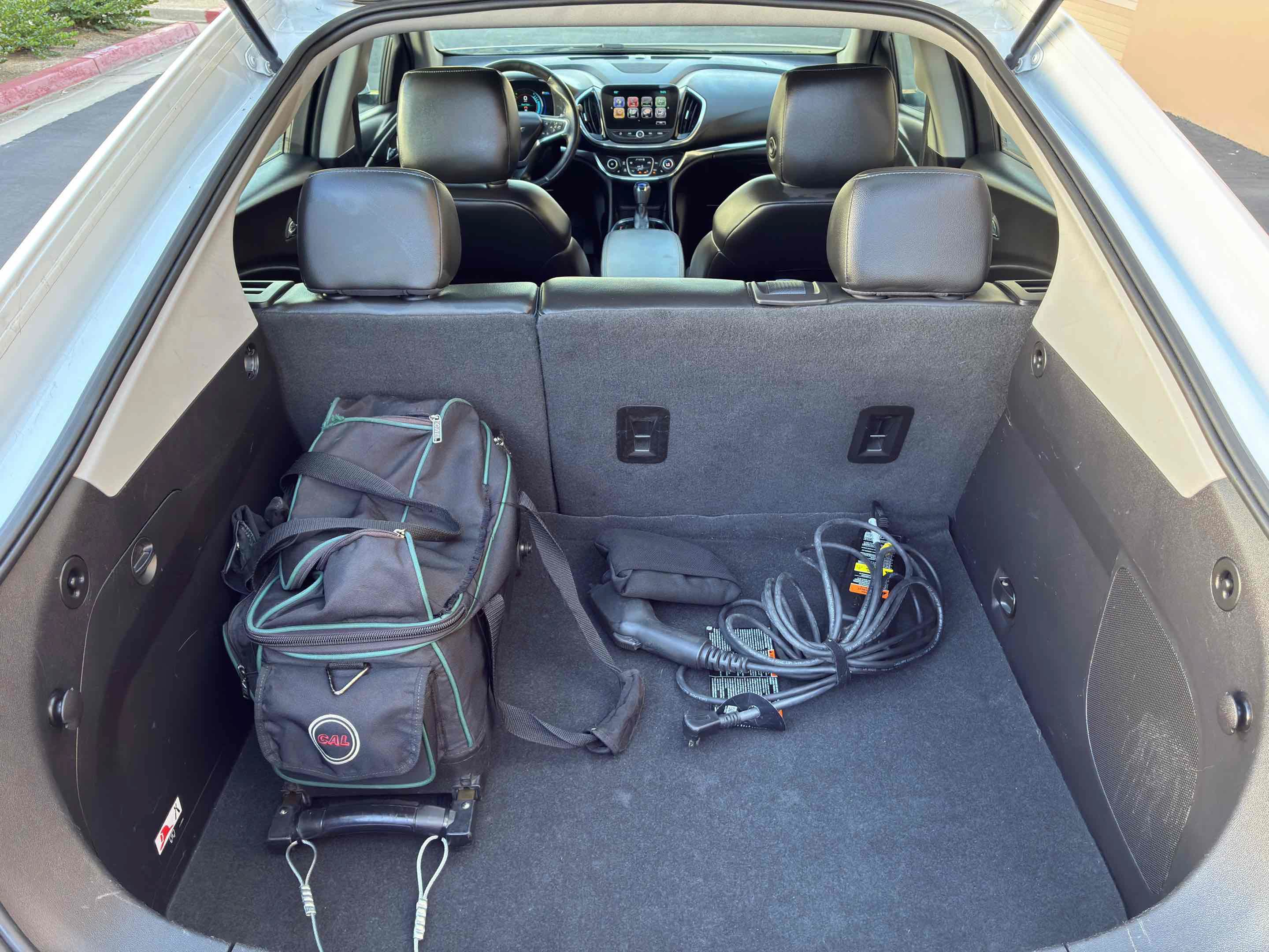 Used 2018 Chevrolet Volt Premier FWD image 56