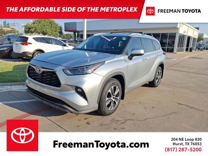 Used 2023 Toyota Highlander XLE