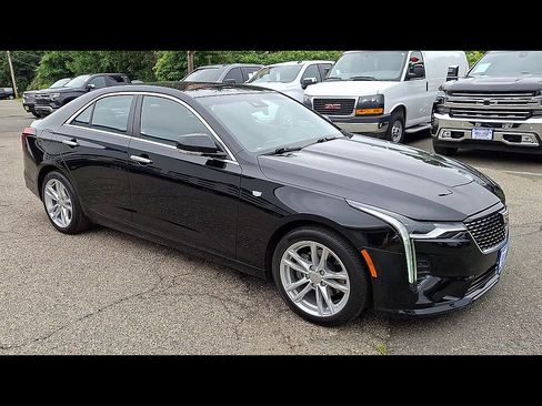 Certified 2024 Cadillac CT4 Luxury RWD image 2