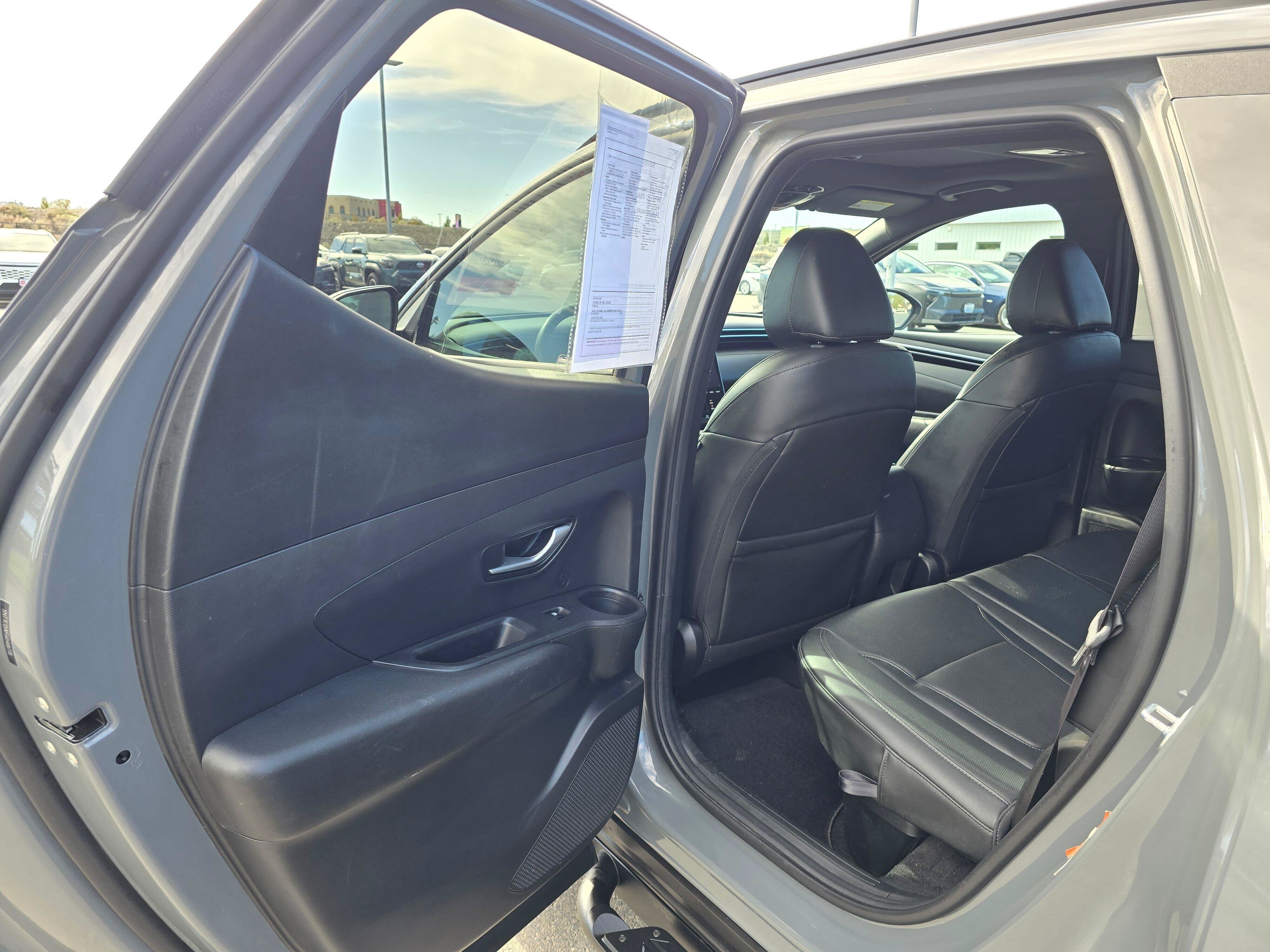 Used 2024 Hyundai Santa Cruz Night AWD/4WD image 17