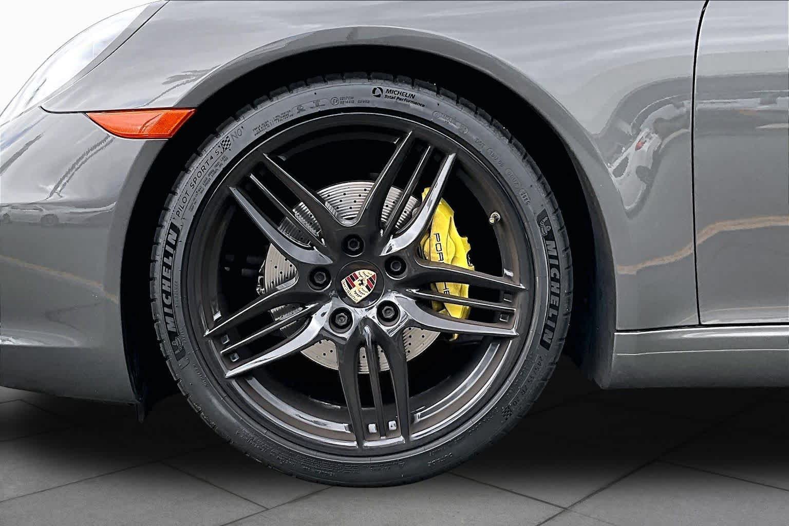 Used 2014 Porsche 911 Carrera RWD image 10
