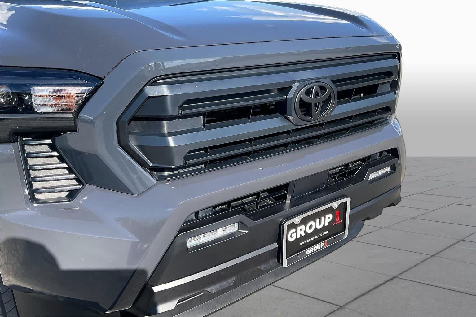 Used 2026 Toyota Tacoma SR5 RWD image 29